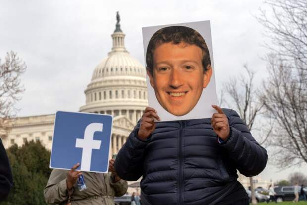 Facebook bug allowed websites to grab unsuspecting users’ personal data