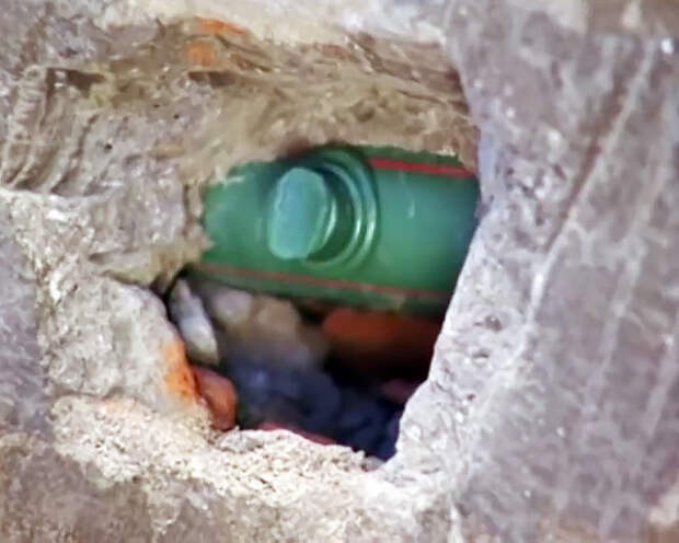 Пробили пропиленовую трубу Несложный ремонт