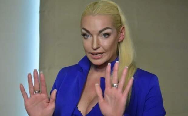 Волочкова взорвалась из-за цен и «наличности» в Большом театре