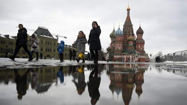 Метеозависимых москвичей предупредили об опасности