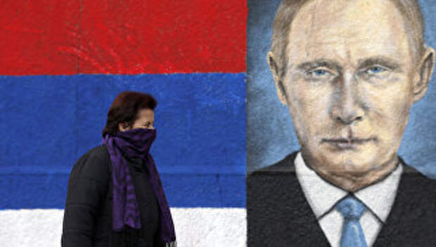 Граффити с изображением президента Росии Владимира Путина в пригороде Белграда, Сербия. Архивное фото