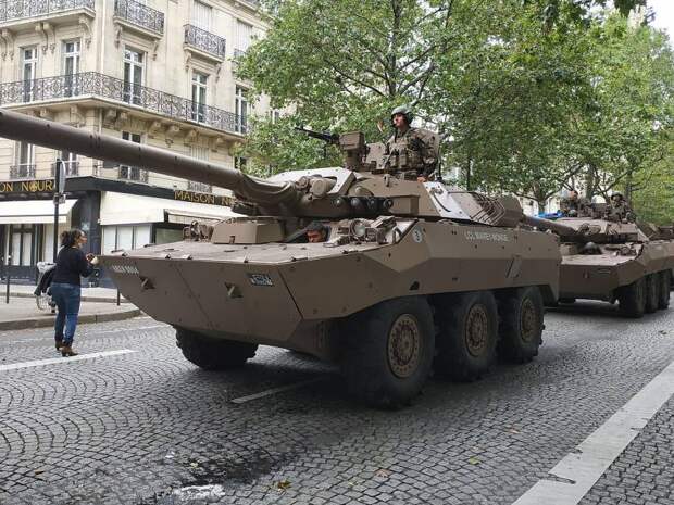 AMX-10RCR с дополнительным бронированием