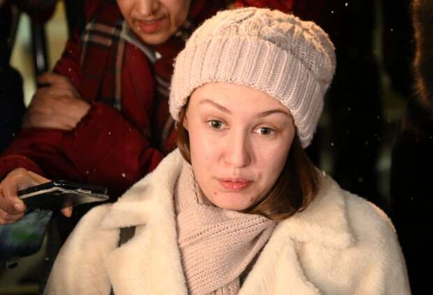 Адвокат Пухова: Долина не явилась на передачу квартиры, так как находится не в РФ