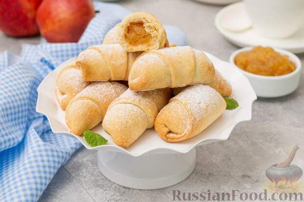 Постные рогалики с вареньем