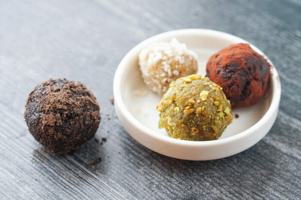 Конфеты из сухофруктов. \ Фото: mylifecookbook.com.