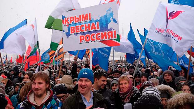 ЗАТЕМ БЫЛИ И ГОСПЕРЕВОРОТ В КИЕВЕ, И ПЕРВЫЕ ИСКРЫ ГРАЖДАНСКОЙ ВОЙНЫ, И РЕФЕРЕНДУМ В КРЫМУ О ВХОЖДЕНИИ В СОСТАВ РОССИИ, И ПОЛНОМАСШТАБНЫЕ ВОЕННЫЕ ДЕЙСТВИЯ КИЕВСКОГО РЕЖИМА ПРОТИВ РУССКОЯЗЫЧНОГО НАСЕЛЕНИЯ ДОНБАССА. ФОТО:BYKOV SERGEY/GLOBALLOOKPRES