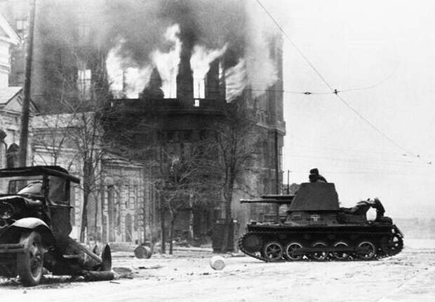 Ростов-на-Дону, 22 ноября 1941 года. Самоходная установка из «Лейбштандарта СС Адольф Гитлер»