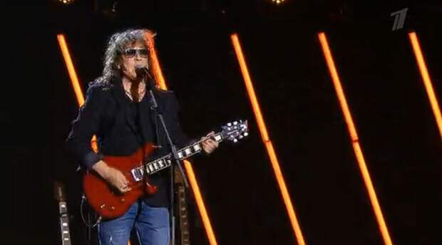 SHOT: Владимиру Кузьмину вызвали «скорую» после выступления в Москве