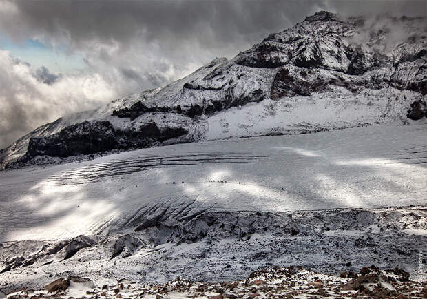 альпинисты в горах альпинисты в горах