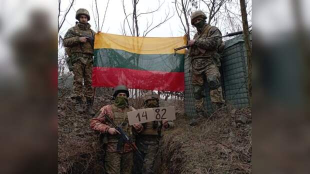 Донбасс посетил главный разведчик НАТО, а Зеленский ищет поддержку в ЕС
