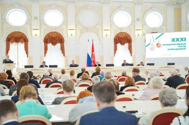 Петербург выделит 1 млрд рублей на выплаты ветеранам ко Дню Победы