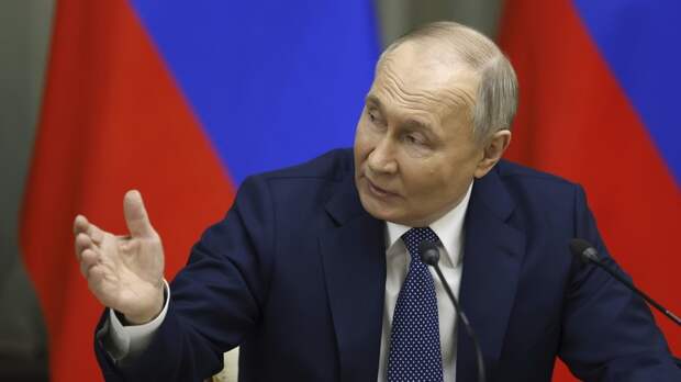 Путин призвал Россию быть прочной и устойчивой к любым вызовам