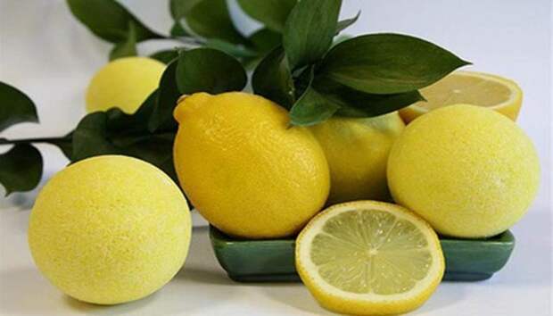 чистка микроволновки лимоном