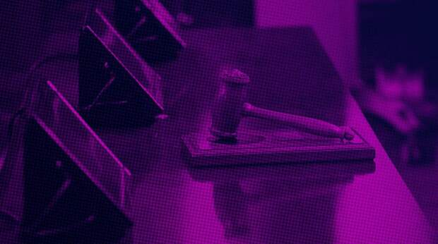 Мосгорсуд постановил выселить Ларису Долину из квартиры в Хамовниках