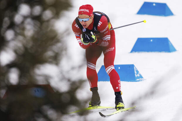 Мама лыжника Коростелева: расстроилась падению Савелия на "Тур де Ски"