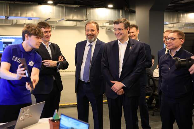 Глеб Никитин представил проект технопарка профобраз. «Нижполиграф»