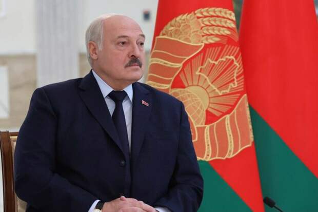 Лукашенко с иронией оценил запрет Эстонии на въезд