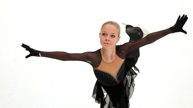 «Разрубит ей связки»: мать Костылевой жёстко высказалась о Сарновской после эпизода с дочерью на тренировке