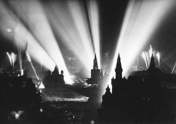 Красная площадь, 9 мая 1945г. история, факты, фото