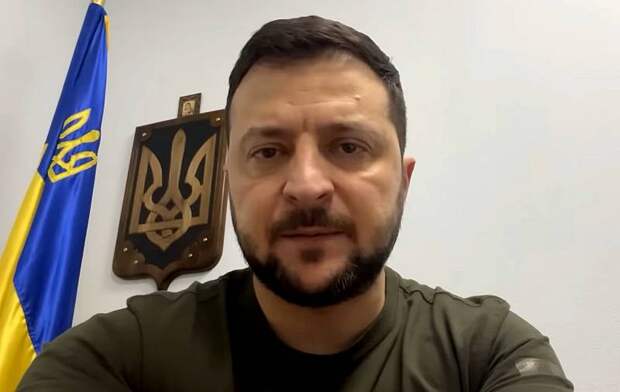 Зеленский и ВСУ попытались неуклюже оправдаться за сдачу «Азова» в плен российским войскам