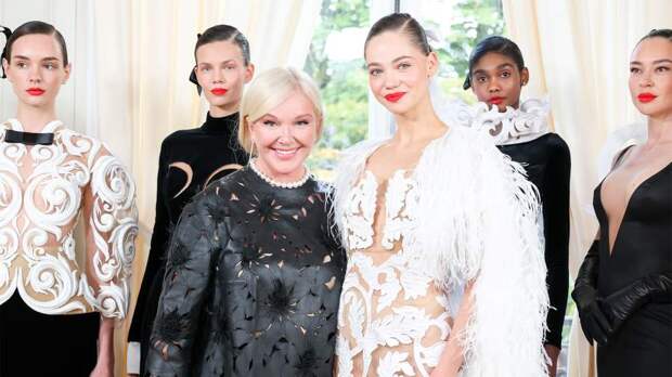 Дать архив: российский дизайнер показала кутюрную коллекцию в Париже