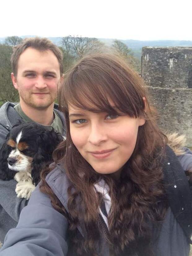 Экстремальная романтика: влюбленные чуть не упали в водопад во время предложения руки и сердца