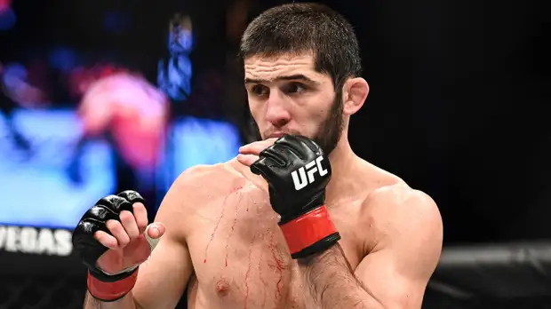 Хукер: я лучше Махачева