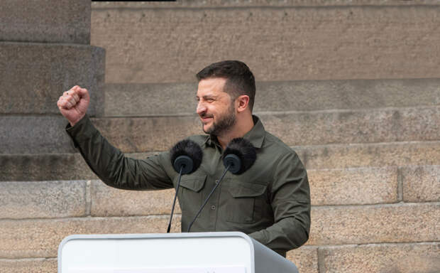 Харьков забит "американцами". "Герани" взорвали самолёт из Польши. Прорыв под Сумами. Зеленский хочет сжечь "первую столицу" и сбежать