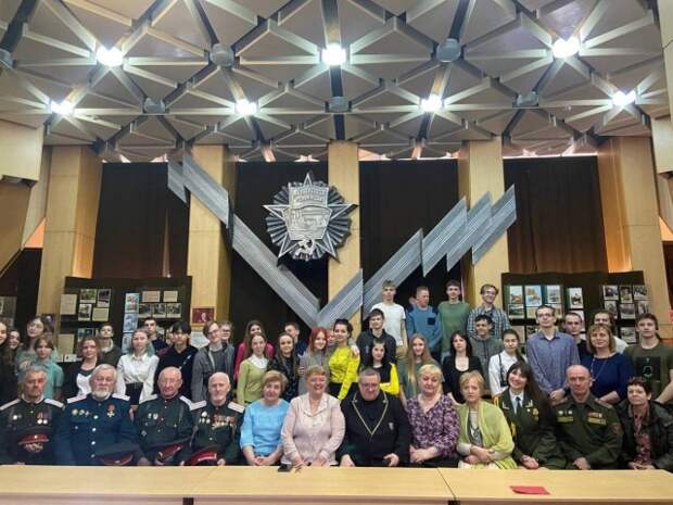 Творческая встреча с Виталием Владимировичем Ивановым.