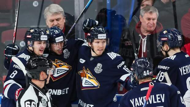 «Металлург» одолел «Торпедо» на старте серии плей-офф КХЛ