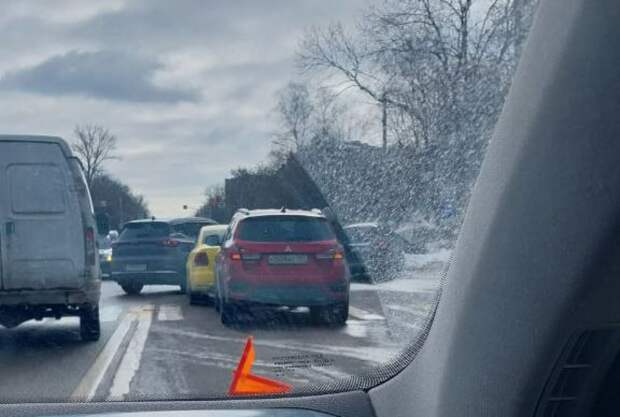 Авария на Фрунзе и Революции в Туле осложнила движение