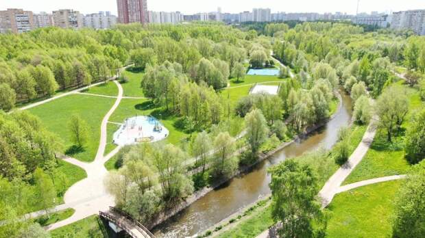 Депутат Мосгордумы Игорь Бускин: Москва остается одним из самых зеленых мегаполисов мира