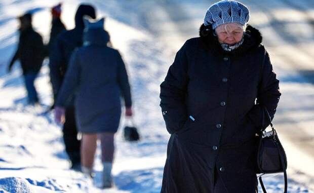 Пенсия маленькая? Можно купить себе пенсию побольше — Соцфонд предложил ни в чем себе не отказывать