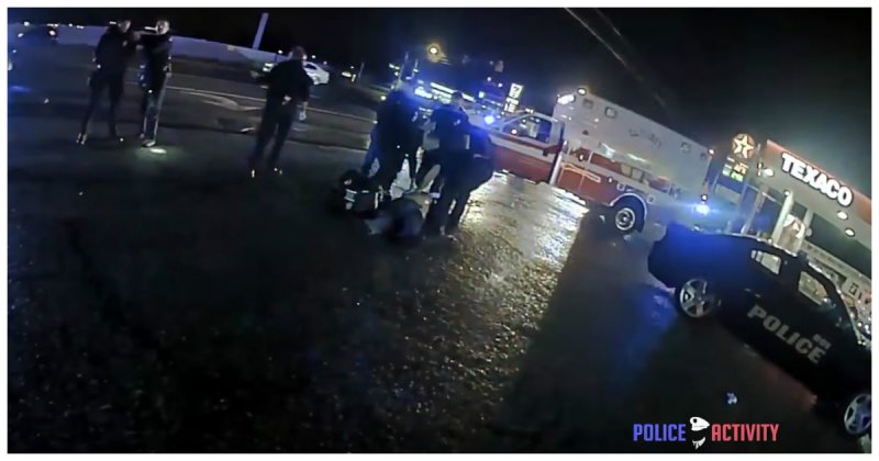 Офицеры на момент публикации видео (31 марта 2017 года) находились на оплачиваемом отпуске, ожидая окончания расследования в прокуратуре округа Вебер видео, заправка, криминал, люди, подозреваемый, полиция, стрельба, сша