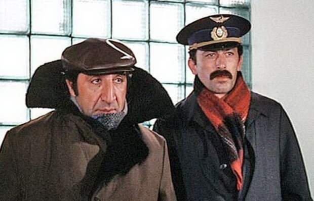 Кадр из фильма *Мимино*, 1977 | Фото: kino-teatr.ru Кадр из фильма *Мимино*, 1977 | Фото: kino-teatr.ru
