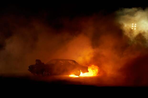 Жжёная резина и хаос - захватывающие кадры с Burnout Competition