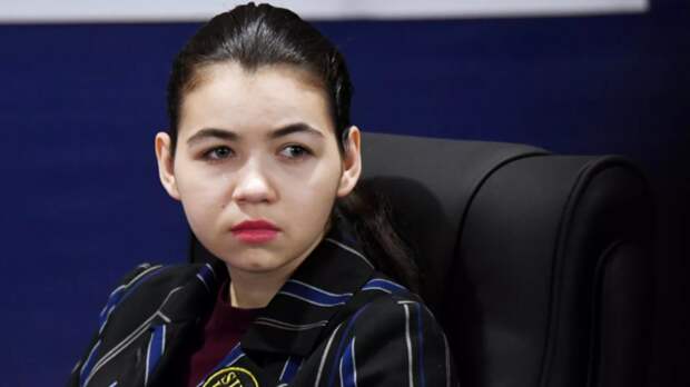 Горячкина сыграла вничью с украинкой Музычук в пятом туре турнира претенденток