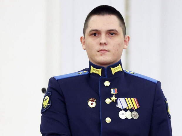 Исчезновение награжденного лично Путиным Героя России описали как очень запутанное