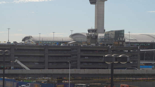 Самолет с депутатами Госдумы прибыл в аэропорт Нью-Йорка