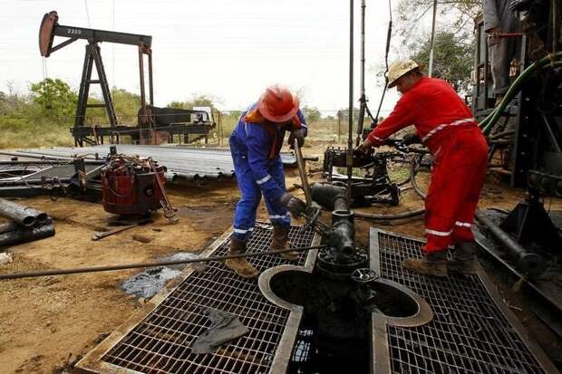 Цены на нефть усилили снижение