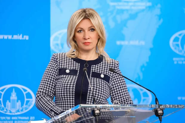 Захарова: украинские радикалы составляют черные списки россиян в Европе