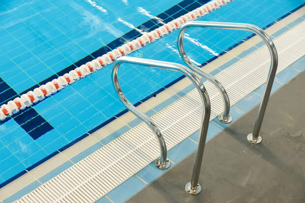 Доктор Опараджи: при остеопорозе одно только плавание не укрепит кости