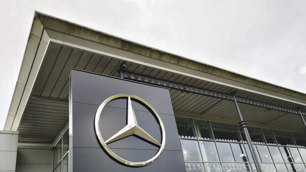 Mercedes-Benz продлил действие двух товарных знаков в России до 2036 года