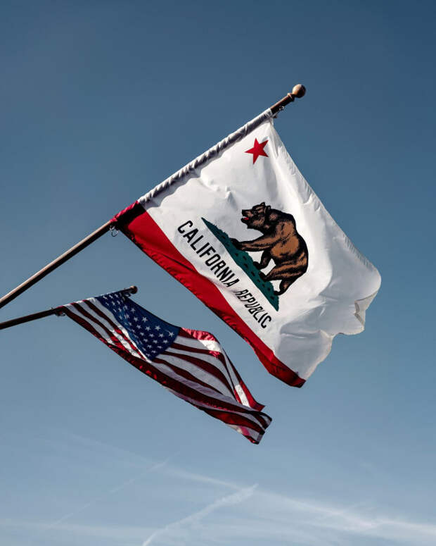 calexit-zaversh.jpg calexit-zaversh.jpg
