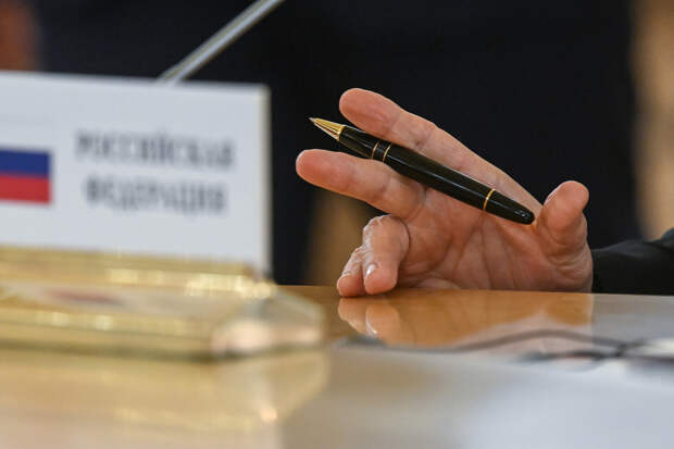 В России ужесточат маркировку товаров и обновят правила выплат пособий