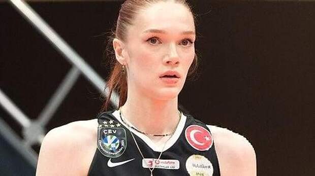 Волейболистка Марина Маркова выиграла Лигу чемпионов с «Вакыфбанком»: смотрим фото красавицы-спортсменки