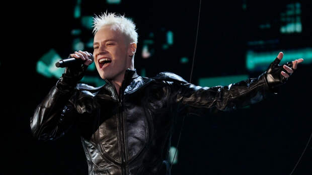 «Привет, родные!» — SHAMAN поздравил россиян с Новым годом