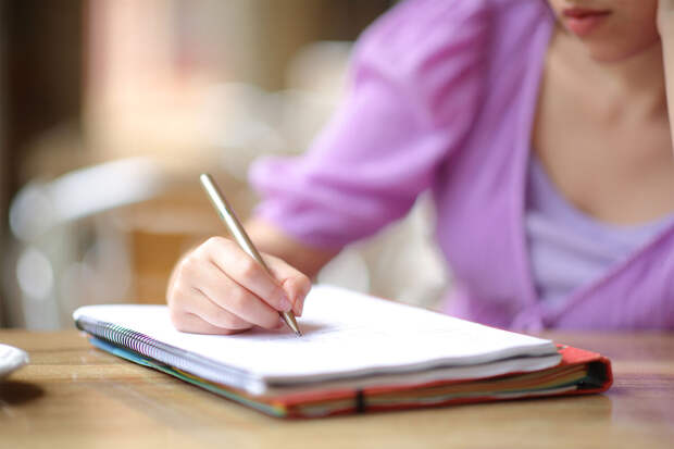 Сенатор Гибатдинов: нужно восстановить Ленинские комнаты в школах и организациях