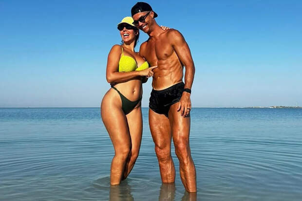 Невеста Роналду Родригес в День всех влюбленных показала новый дом