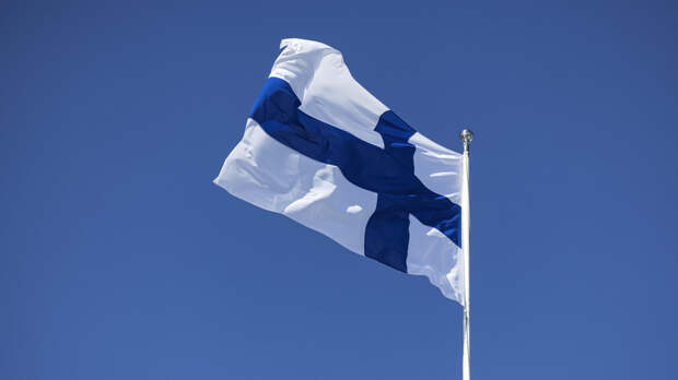 Власти Финляндии уведомили посольство России о задержании россиян на судне